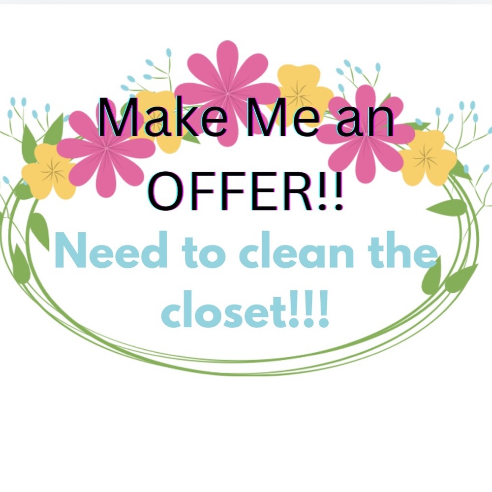 Make me an OFFER!! Come check My Closet!☺️